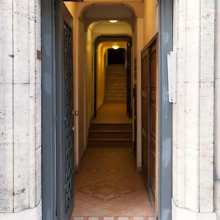 Tritone 91 Apartament *